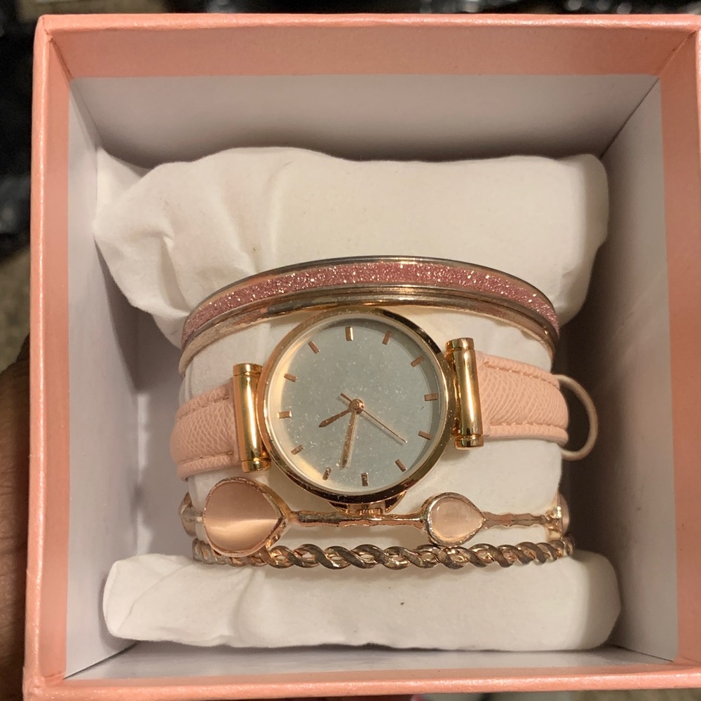 Elegant Gold and Pink Women's Watch Set